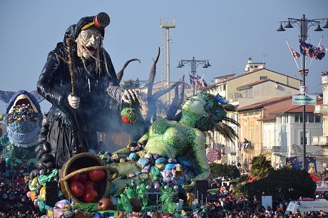 Viareggio, la città del carnevale. Dal 1 al 25 Febbraio 2020